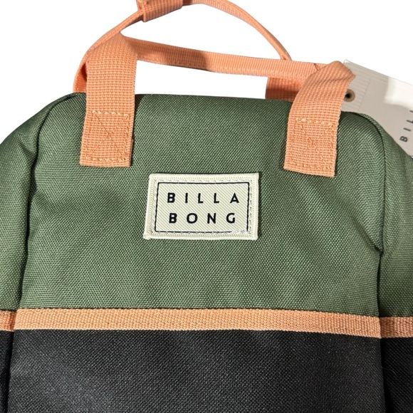 Billabong Green and Black Cooler Bag with Modern Design - Picture 3 of 7